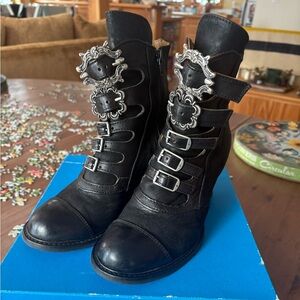 Fluevog Lakewood black boots